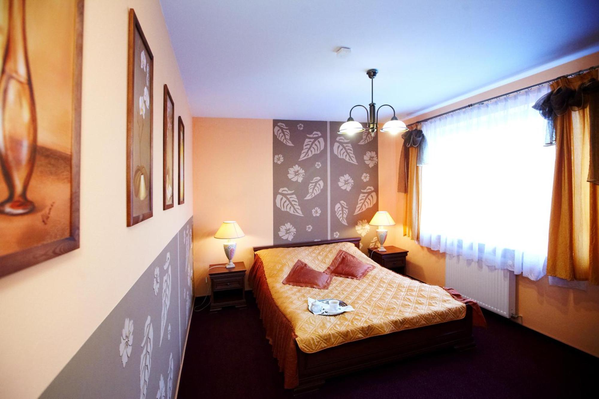 Hotel Dukat Biała Podlaska Exteriér fotografie
